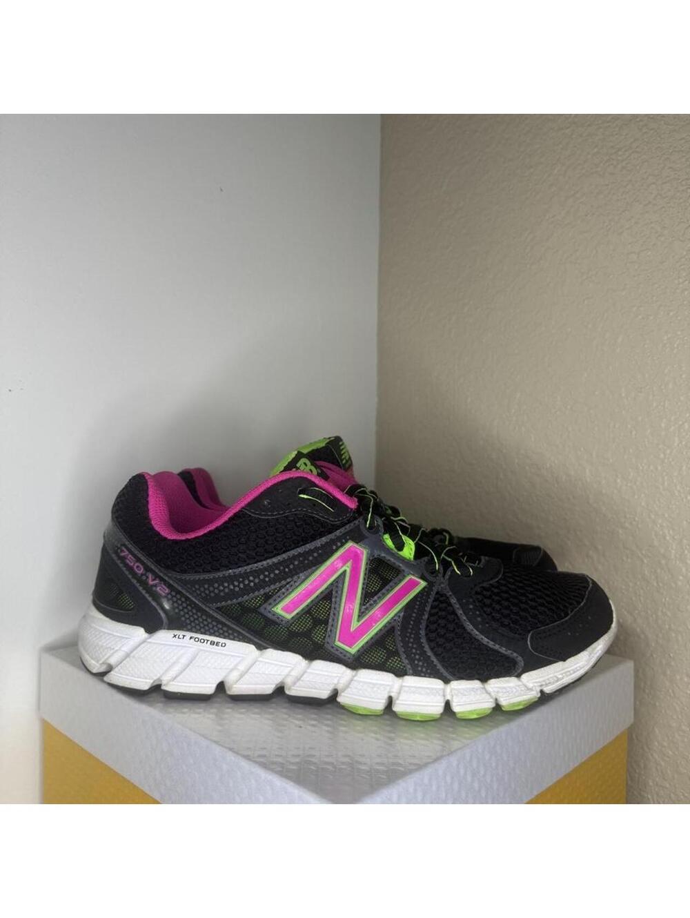 New Balance 750 V2 black pink running shoes #running #sneakers #training